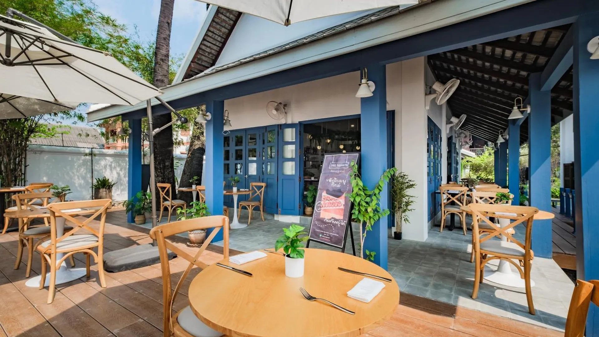 ***  Sanctuary Hotel Luang Prabang Laos
