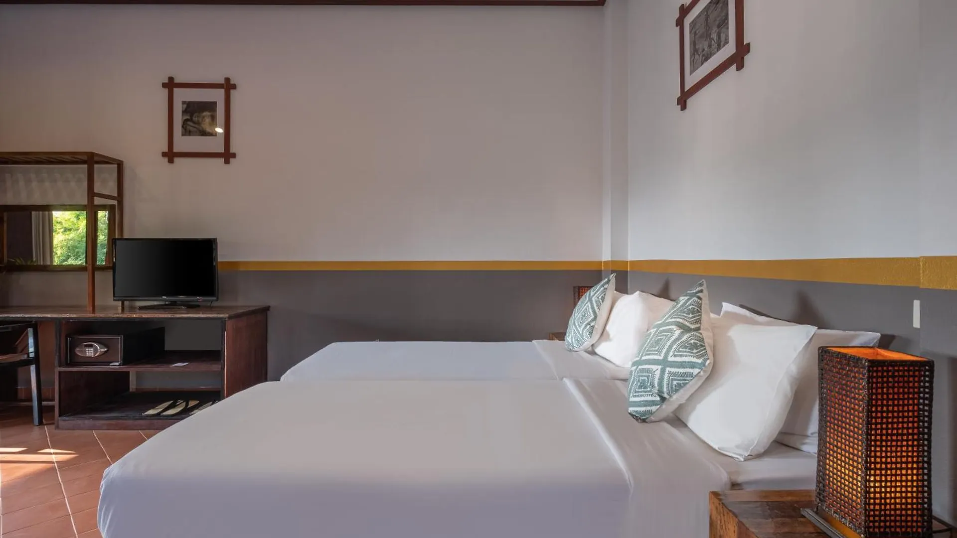 ***  Sanctuary Hotel Luang Prabang Laos