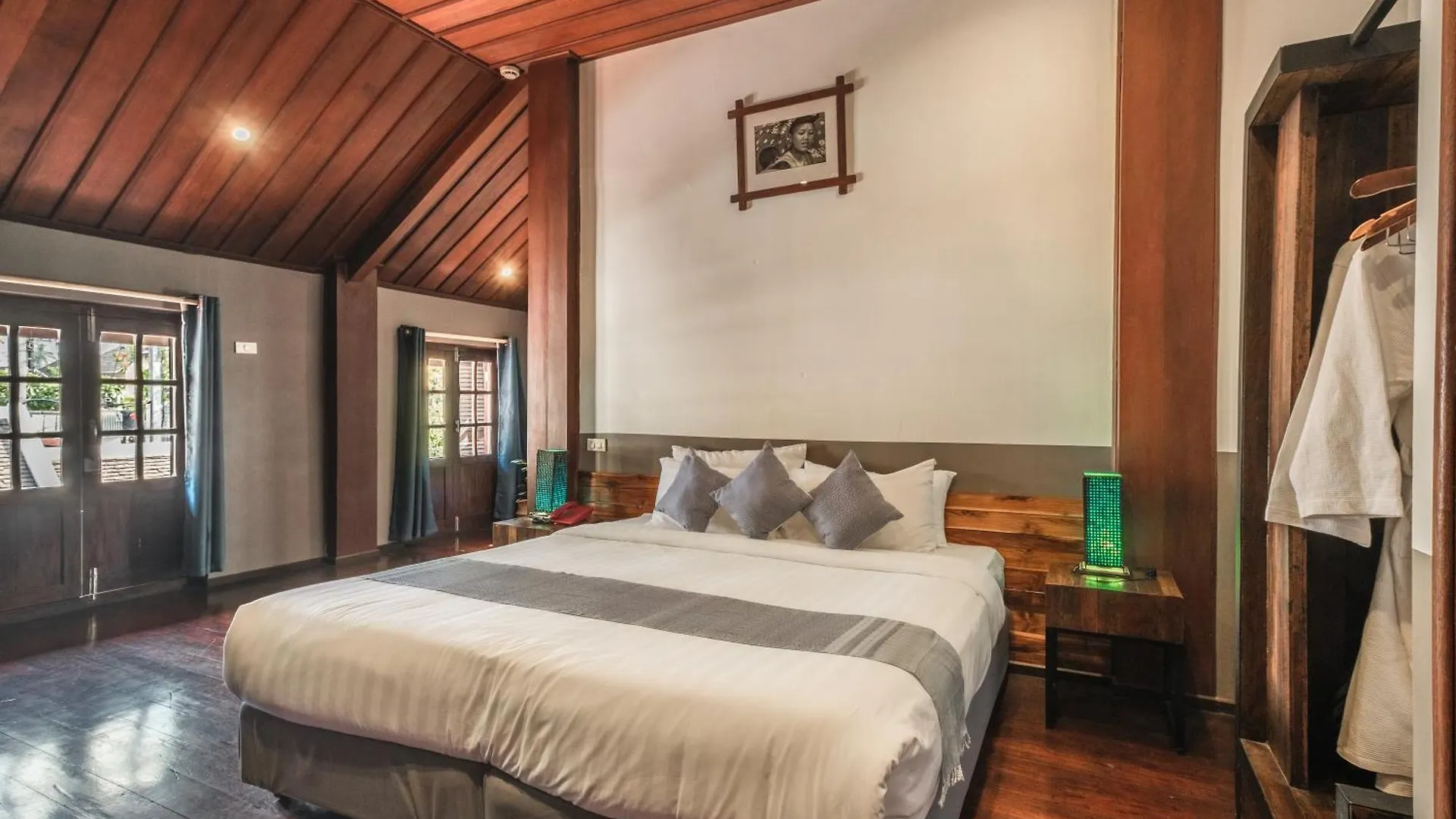 ***  Sanctuary Hotel Luang Prabang Laos