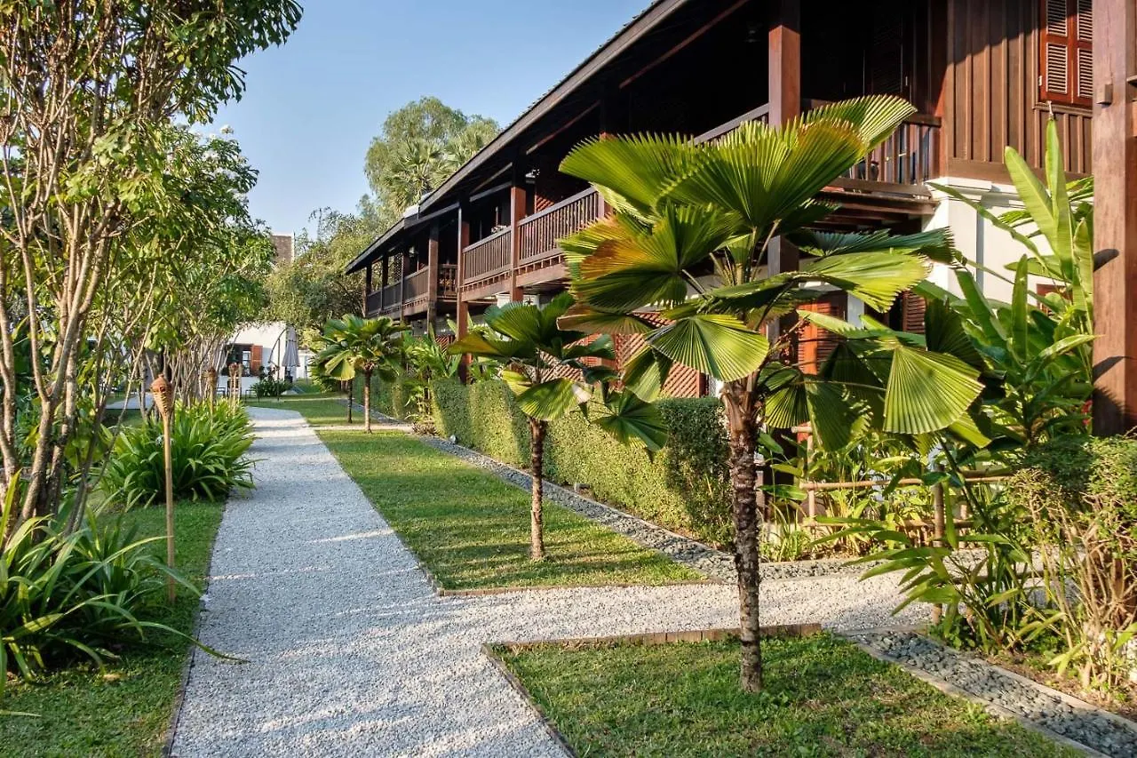 Sanctuary Hotel Luang Prabang 3*,  Laos