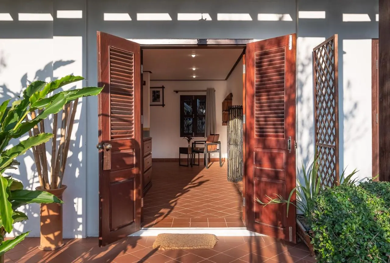 Sanctuary Hotel Luang Prabang 3*,